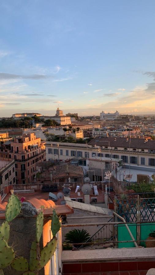Spanish Steps Rome View Esterno foto