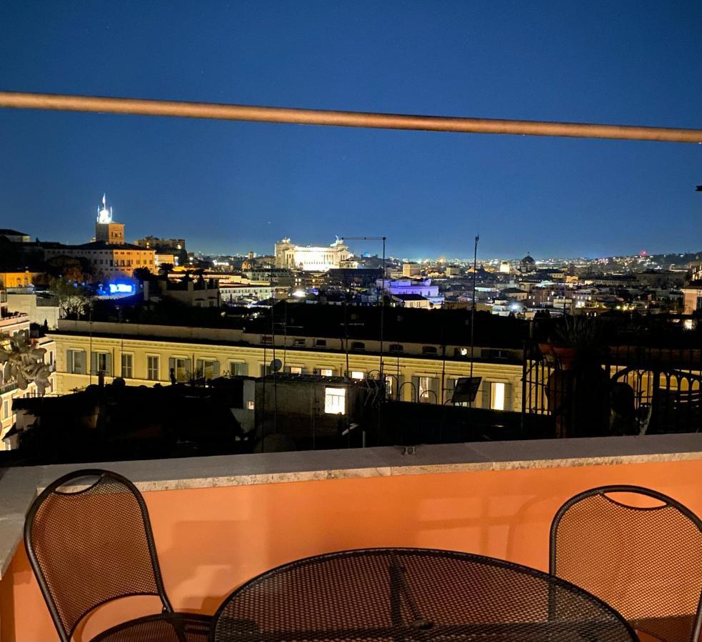 Spanish Steps Rome View Esterno foto