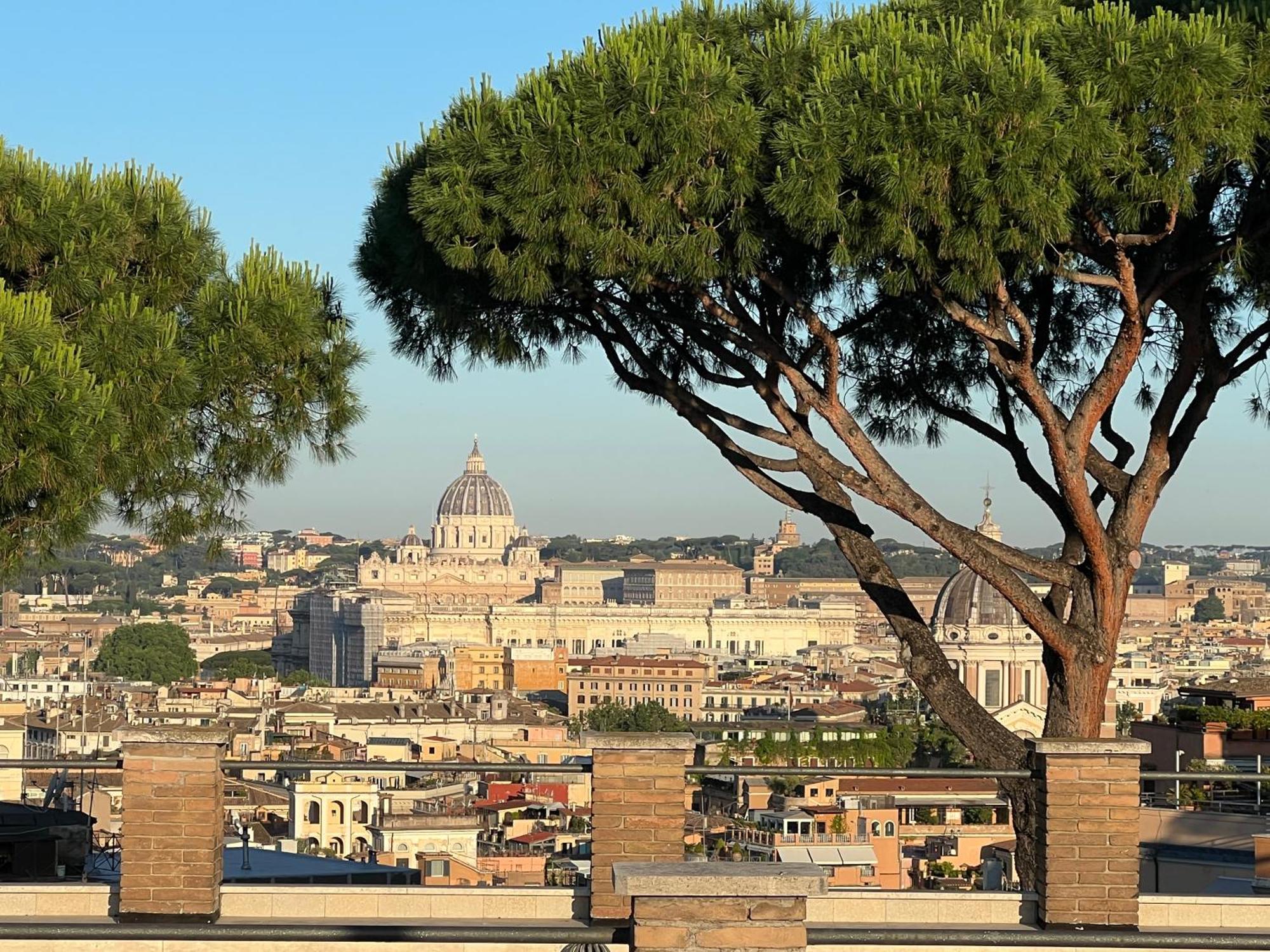 Spanish Steps Rome View Esterno foto
