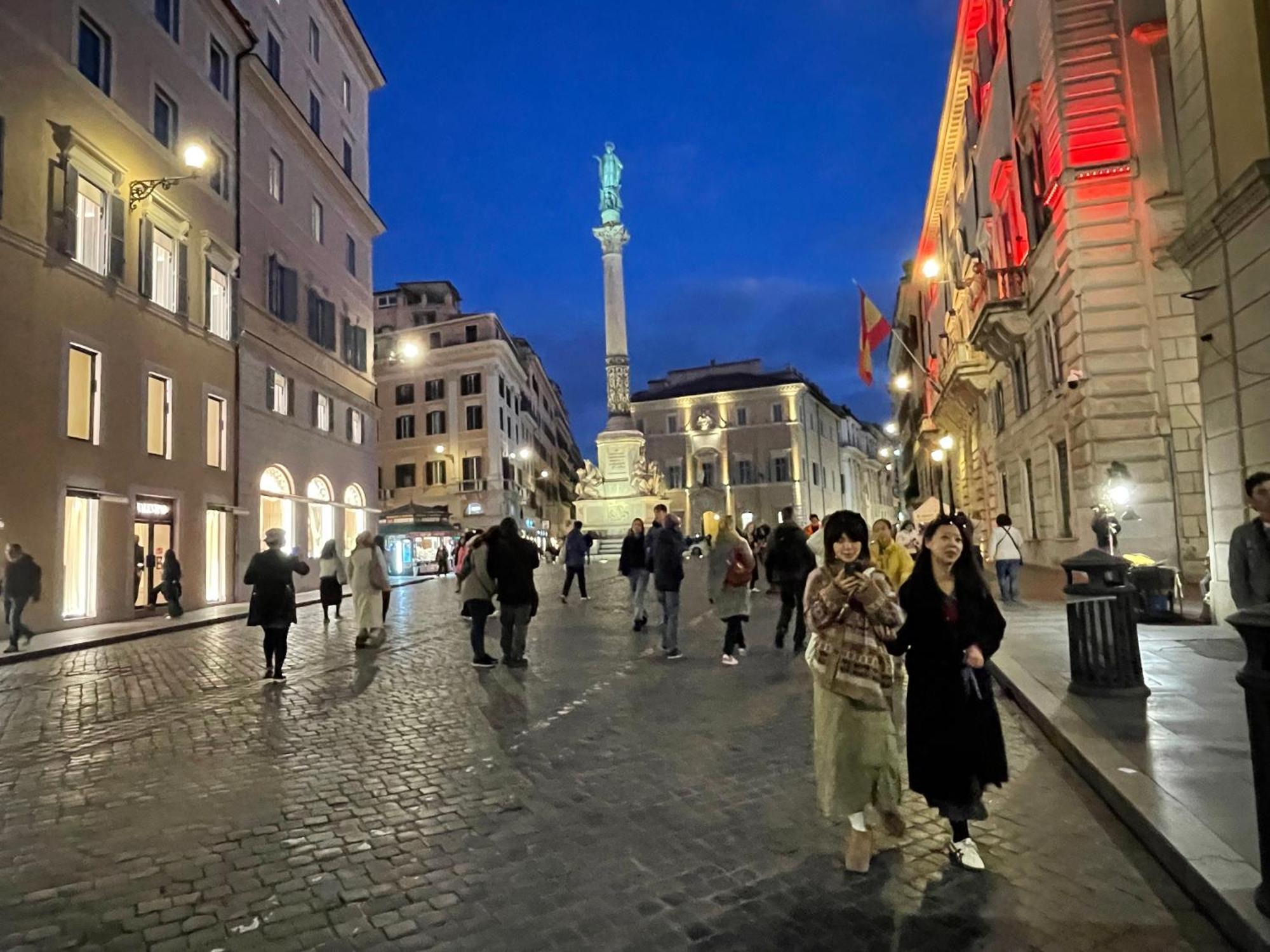 Spanish Steps Rome View Esterno foto